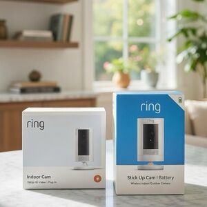Ring Indoor Cam (1080p Plug-In) + Ring Stick Up Cam Battery (Wireless) 2 Cameras